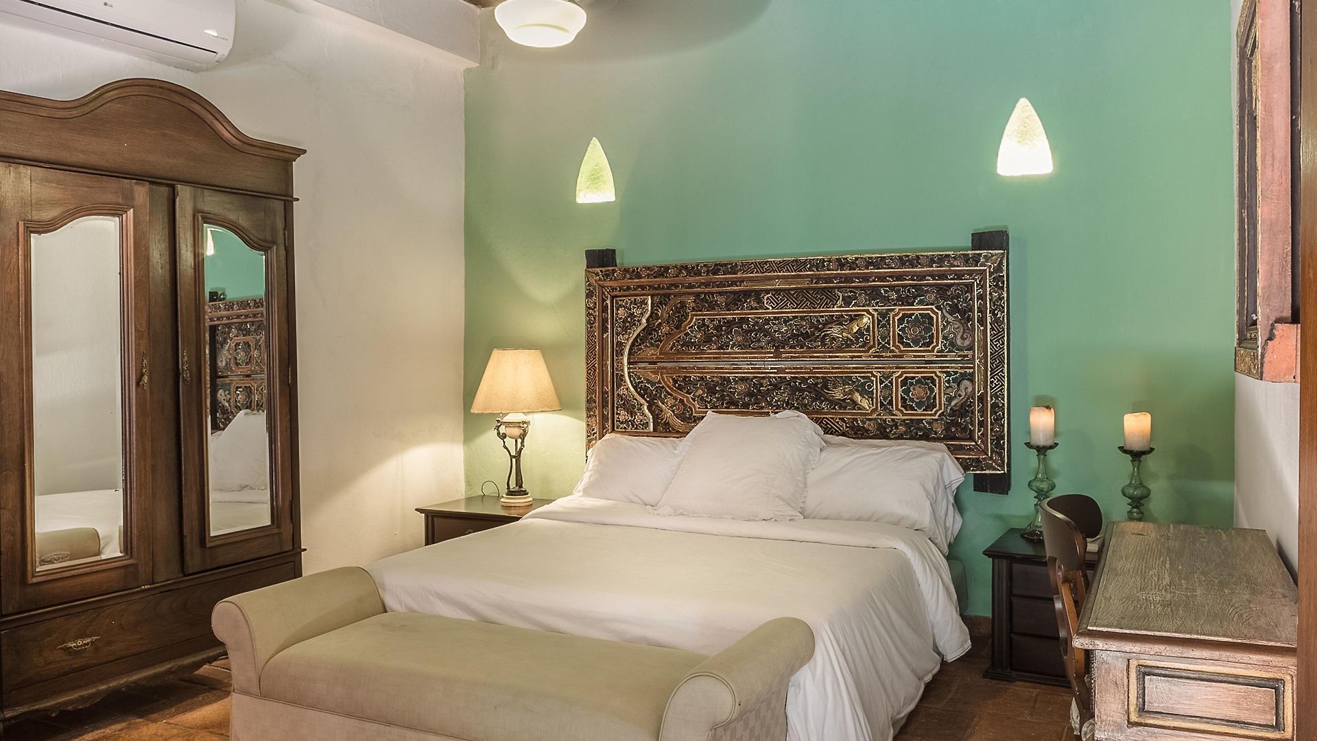 Casa Mejia Hotel