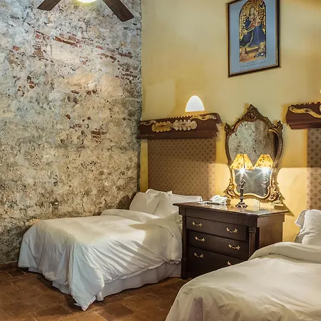 Hotel Casa Mejia 2*
