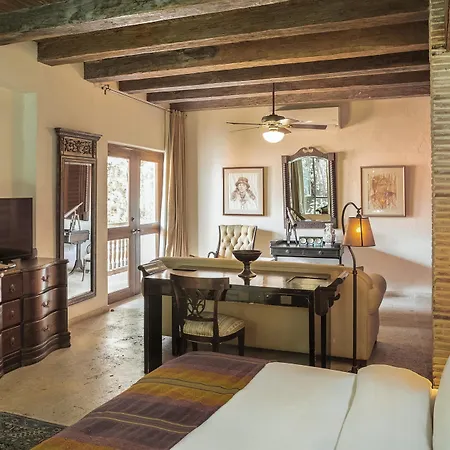 Casa Mejia