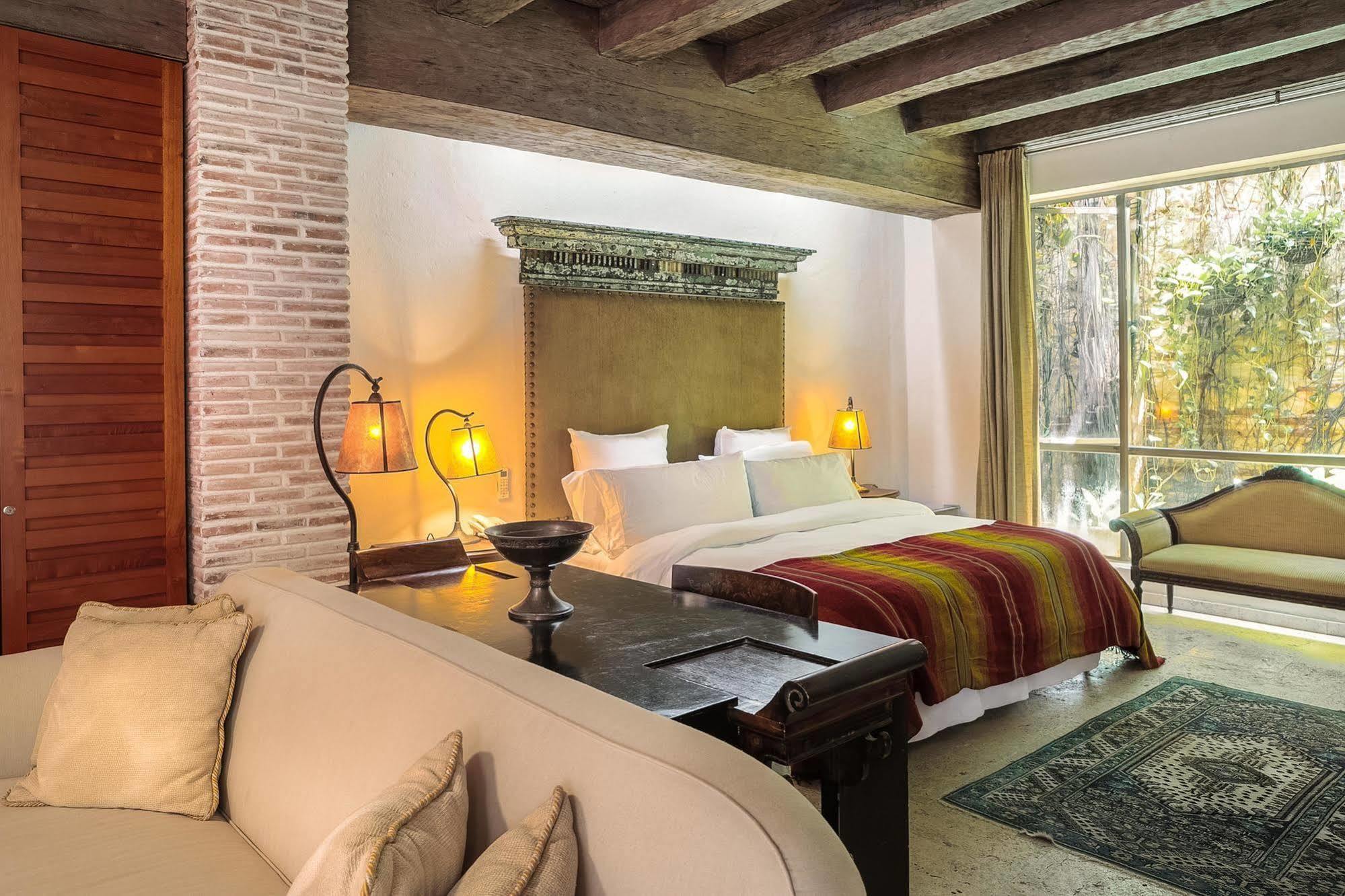 Casa Mejia Hotel 2*